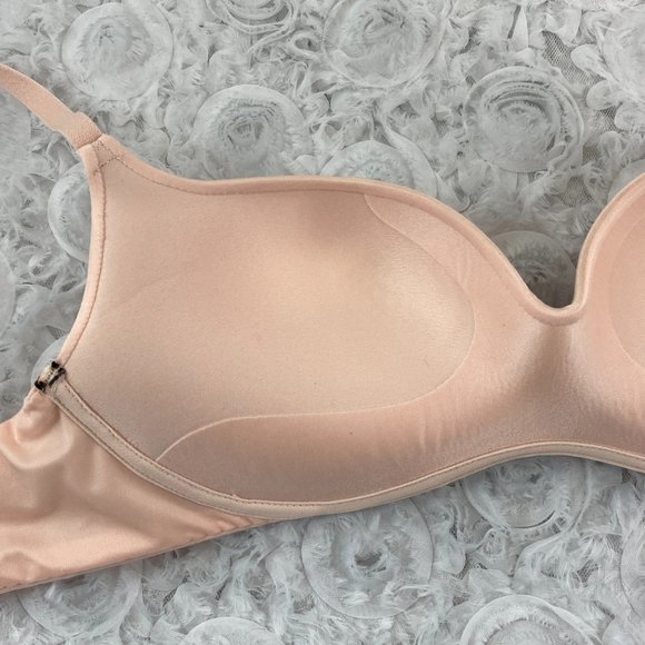 Victoria's Secret | Balconet Bra with Animal Print - Picture 7 of 12